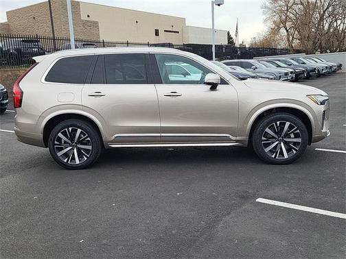 2026 Volvo XC90 B5 Core
