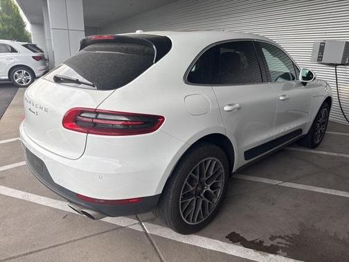 2017 Porsche Macan S