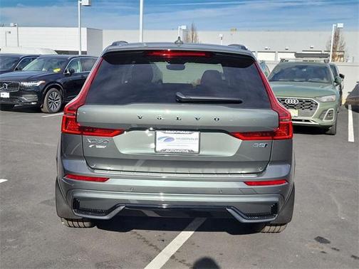 2026 Volvo XC60 B5 Ultra