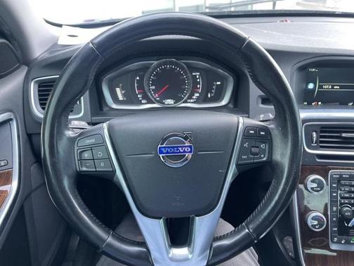 2016 Volvo S60 T5 Premier