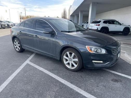 2016 Volvo S60 T5 Premier