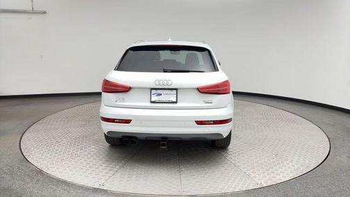 Glacier White Metallic 2017 Audi Q3 2.0T Premium Plus