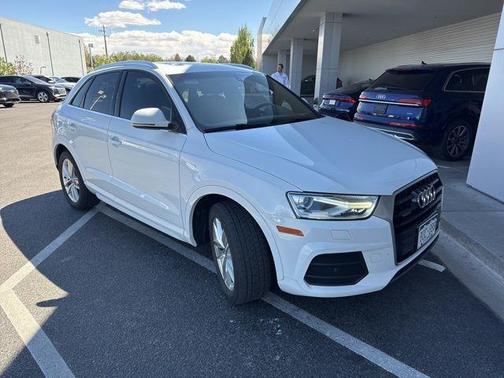 Glacier White Metallic 2017 Audi Q3 2.0T Premium Plus