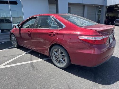 2015 Toyota Camry Hybrid SE
