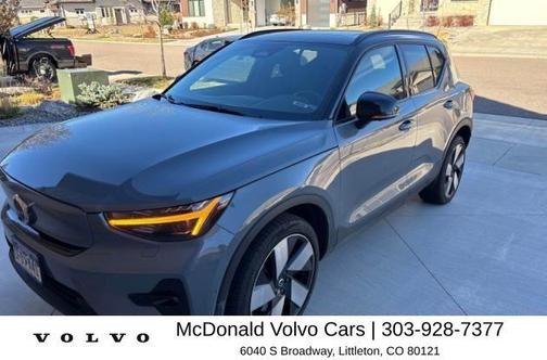 Thunder Gray Metallic 2023 Volvo XC40 Recharge Pure Electric Twin Ultimate