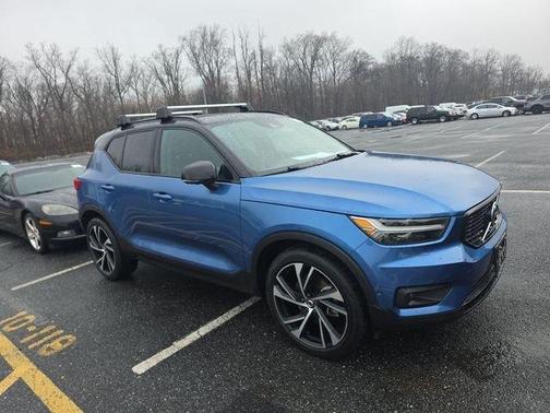 2020 Volvo XC40 T5 R-Design