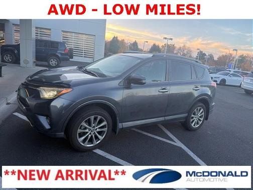 2017 Toyota RAV4 Platinum