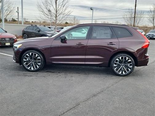 2026 Volvo XC60 B5 Ultra