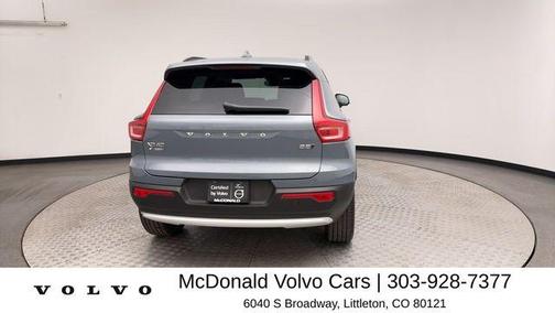 Thunder Gray Metallic 2023 Volvo XC40 B5 Ultimate Dark Theme