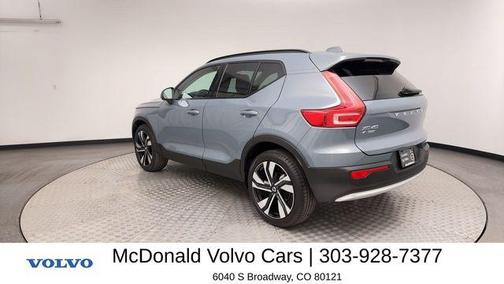 Thunder Gray Metallic 2023 Volvo XC40 B5 Ultimate Dark Theme