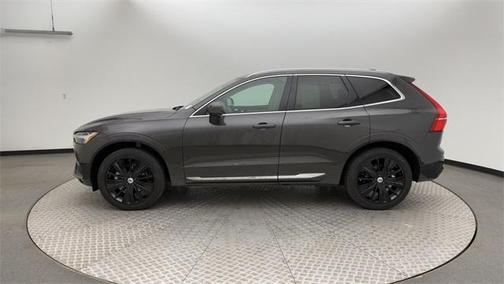 2022 Volvo XC60 B5 Inscription