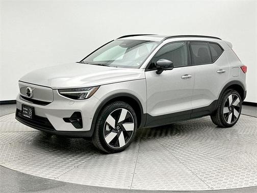 2023 Volvo XC40 Recharge Pure Electric Twin Plus