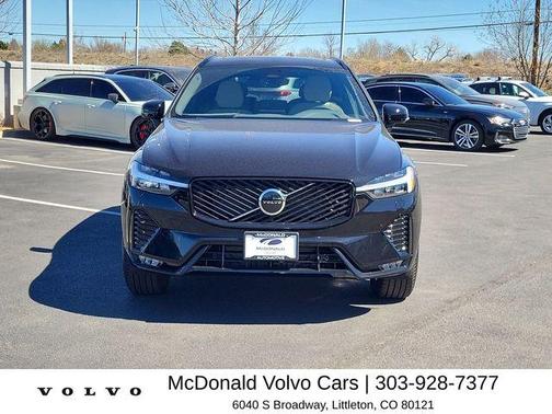 Onyx Black Metallic 2026 Volvo XC60 B5 Core