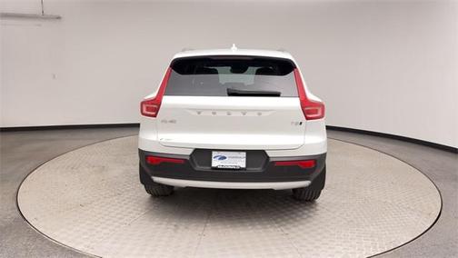 2021 Volvo XC40 T5 Inscription