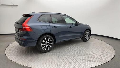 2025 Volvo XC60 B5 Core