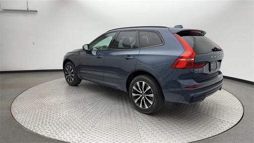 2025 Volvo XC60 B5 Core