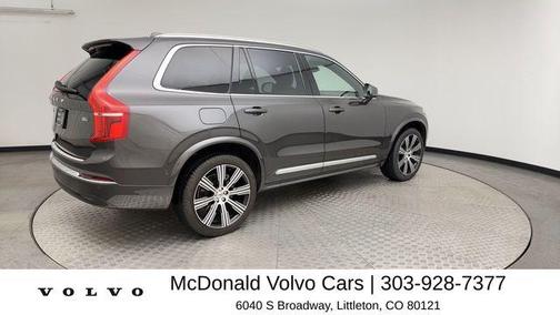 Platinum Gray Metallic 2024 Volvo XC90 B6 Ultimate Bright Theme 7-Seater