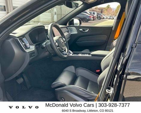 Onyx Black Metallic 2026 Volvo XC60 Plug-In Hybrid T8 Polestar Engineered