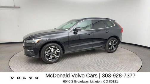 Onyx Black Metallic 2022 Volvo XC60 B5 Momentum