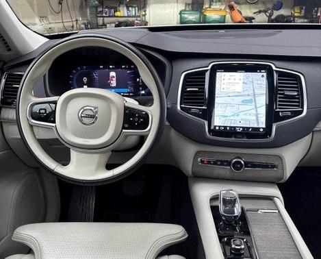 2024 Volvo XC90 B6 Ultimate Bright Theme 7-Seater