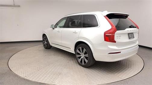 2024 Volvo XC90 B6 Ultimate Bright Theme 7-Seater
