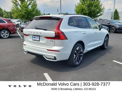 Crystal White 2026 Volvo XC60 Plug-In Hybrid T8 Plus