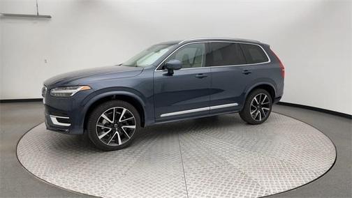 2024 Volvo XC90 B6 Plus Bright Theme 7-Seater