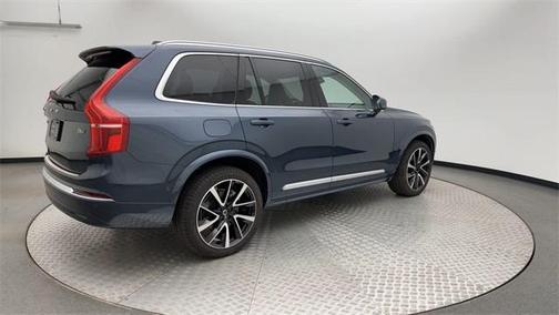 2024 Volvo XC90 B6 Plus Bright Theme 7-Seater