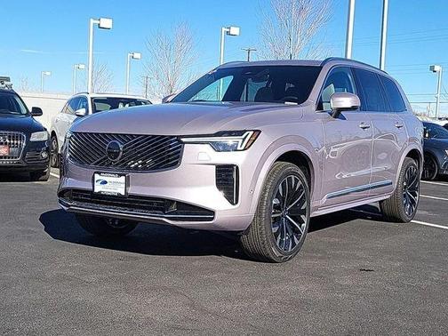 2026 Volvo XC90 B6 Plus 7-Seater