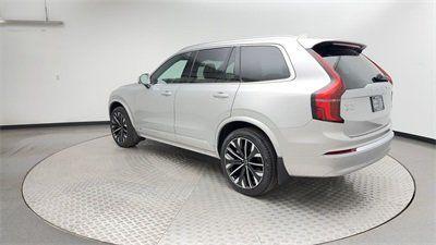 2025 Volvo XC90 B5 Core