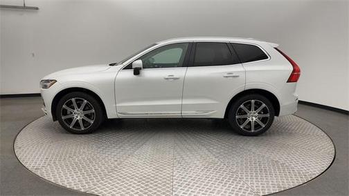 2021 Volvo XC60 T6 Inscription