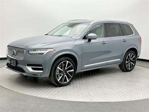 2023 Volvo XC90 B6 Plus 7-Seater
