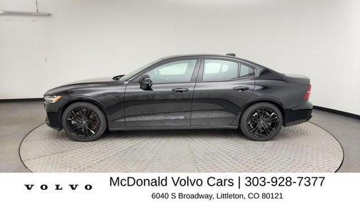 Onyx Black Metallic 2023 Volvo S60 Recharge Plug-In Hybrid T8 Ultimate Black Edition