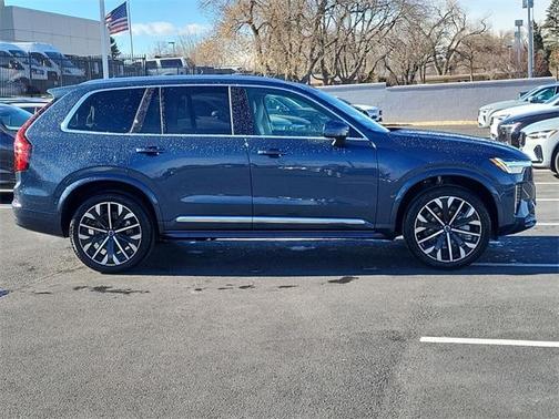 2026 Volvo XC90 B6 Ultra 7-Seater