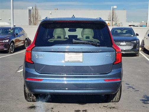 2026 Volvo XC90 B6 Ultra 7-Seater