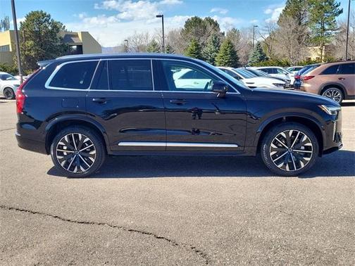 2025 Volvo XC90 B6 Plus 7-Seater
