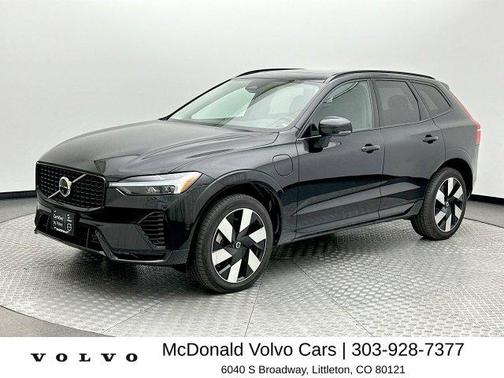 Onyx Black Metallic 2024 Volvo XC60 Recharge Plug-In Hybrid T8 Plus Dark Theme