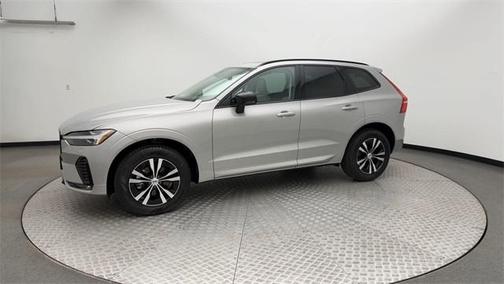 2025 Volvo XC60 B5 Core
