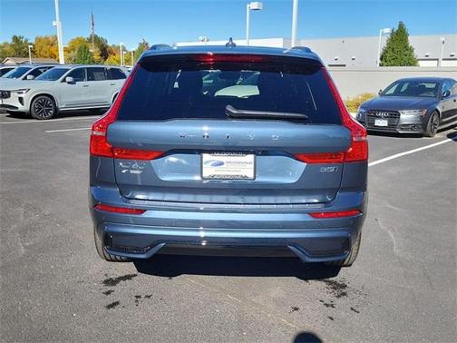 2025 Volvo XC60 B5 Plus