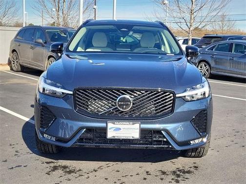 2026 Volvo XC60 B5 Ultra