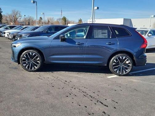 2026 Volvo XC60 B5 Ultra