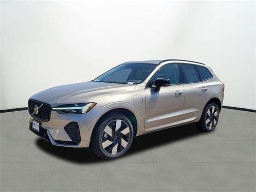 2025 Volvo XC60 Plug-In Hybrid T8 Plus