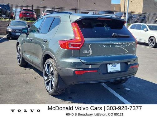 Forest Green 2026 Volvo XC40 B5 Ultra