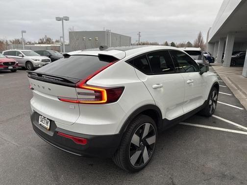 2024 Volvo C40 Recharge Pure Electric Twin Ultimate