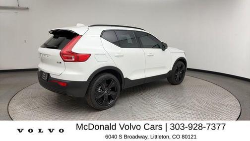 Crystal White 2024 Volvo XC40 B5 Ultimate Dark Theme