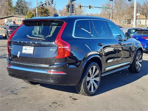 2025 Volvo XC90 B6 Plus 7-Seater