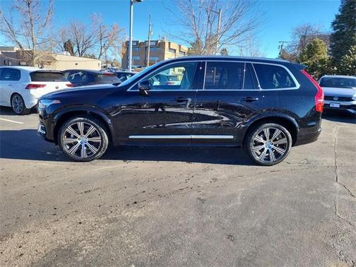 2025 Volvo XC90 B6 Plus 7-Seater