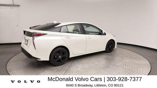 Super White 2016 Toyota Prius Four Touring