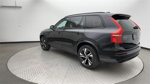 2022 Volvo XC90 Recharge Plug-In Hybrid T8 R-Design Extended Range 7P
