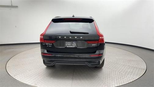 2025 Volvo XC60 B5 Core